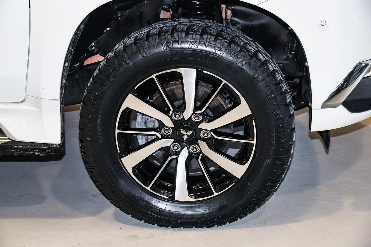 2018 Mitsubishi Pajero Sport Exceed QE