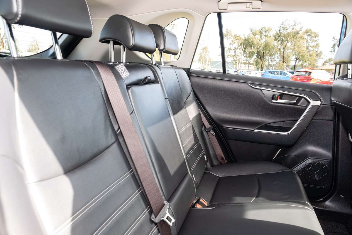 2019 Toyota RAV4 Cruiser AXAH52R