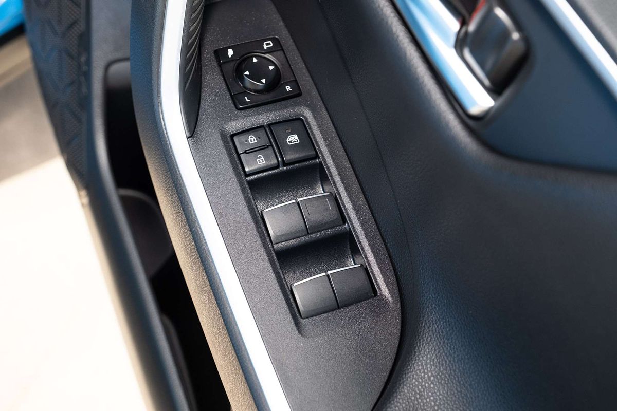 2019 Toyota RAV4 Cruiser AXAH52R