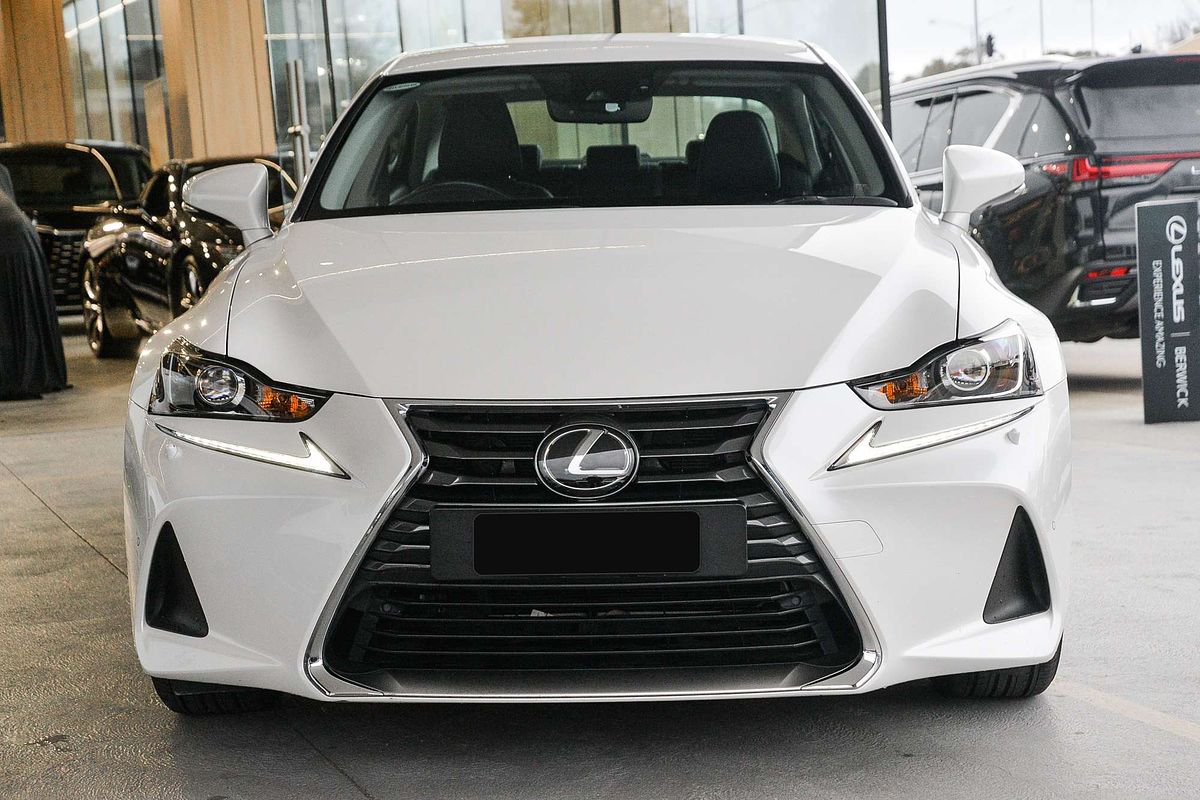 2018 Lexus IS IS300 Luxury ASE30R