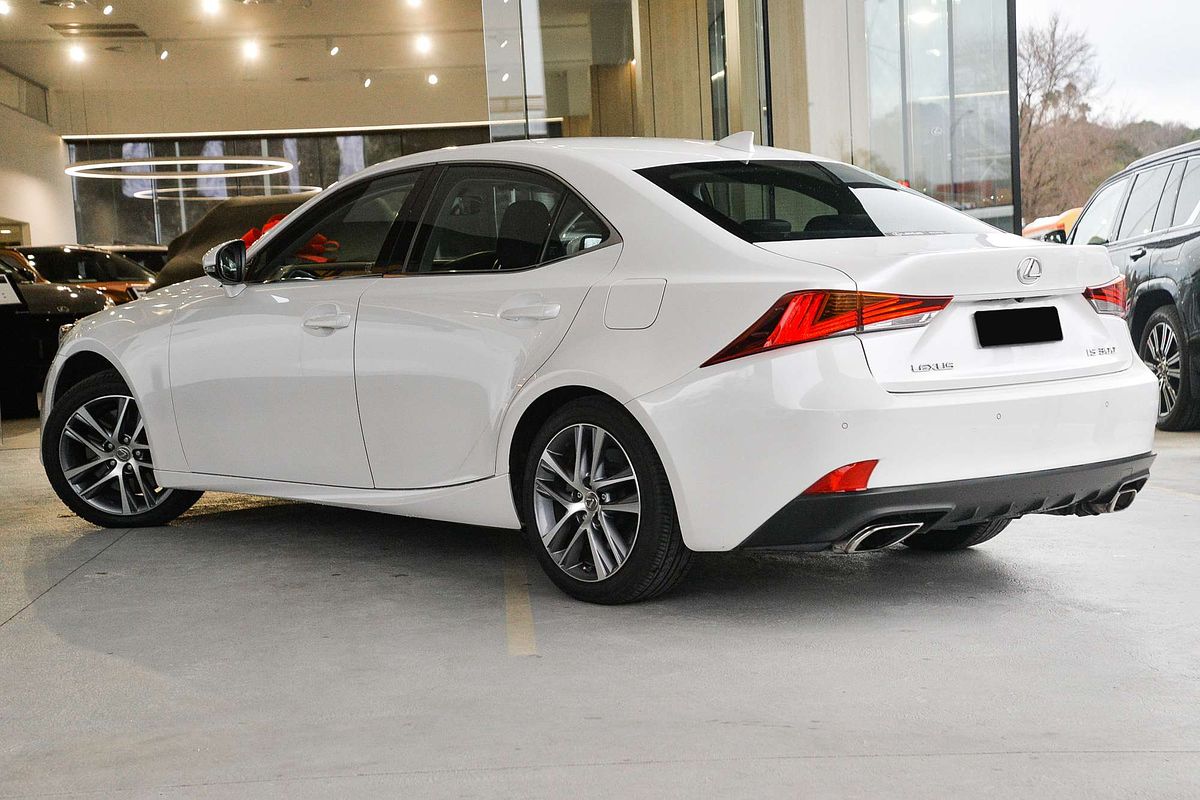 2018 Lexus IS IS300 Luxury ASE30R