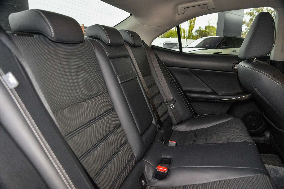 2018 Lexus IS IS300 Luxury ASE30R