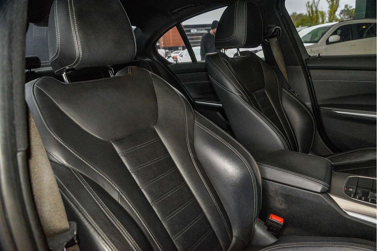 2019 BMW 3 Series 330i M Sport G20