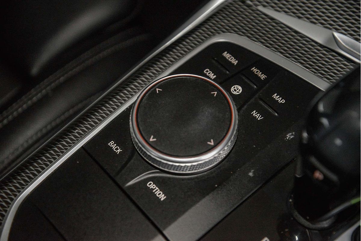 2019 BMW 3 Series 330i M Sport G20