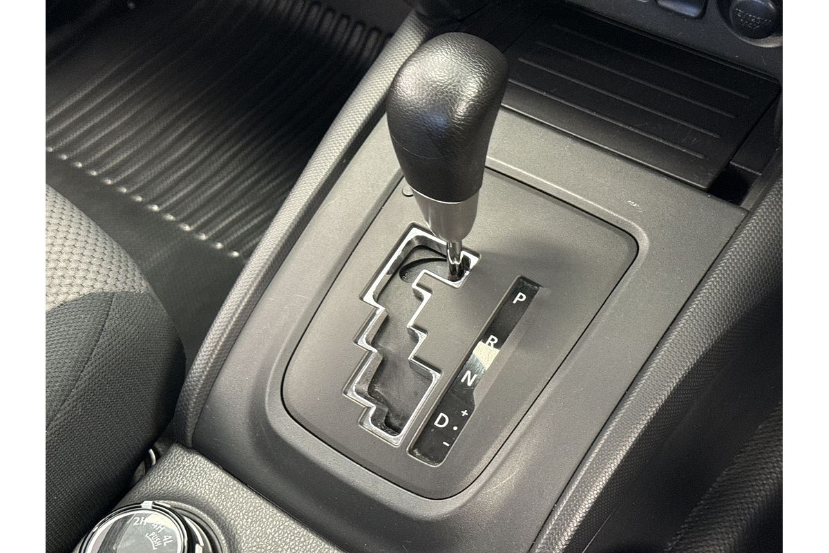 2022 Mitsubishi Triton GLX MR 4X4