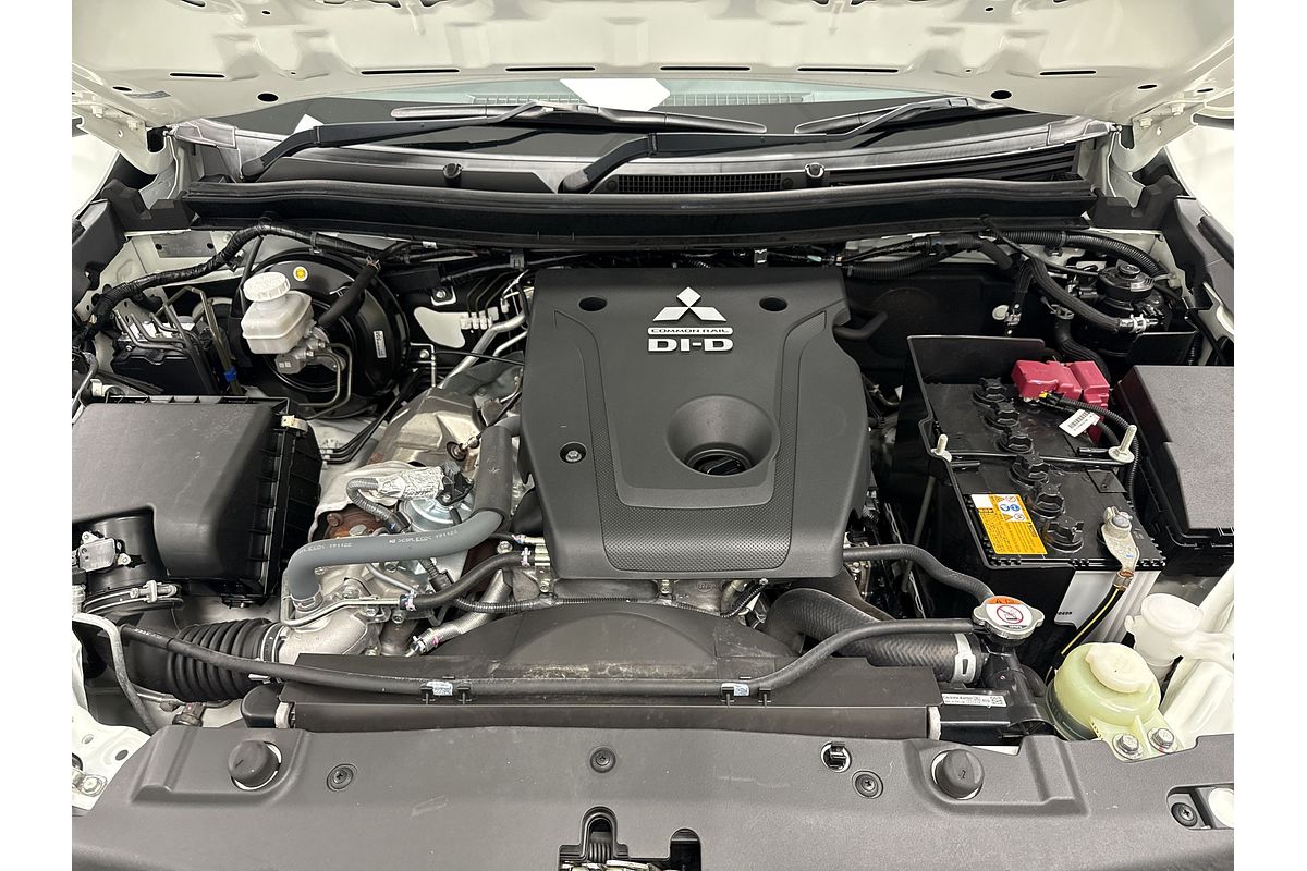2022 Mitsubishi Triton GLX MR 4X4