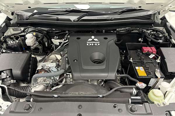 2022 Mitsubishi Triton GLX MR 4X4