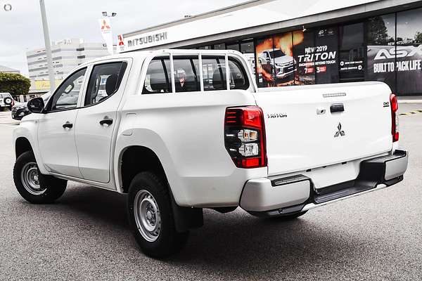 2021 Mitsubishi Triton GLX MR 4X4
