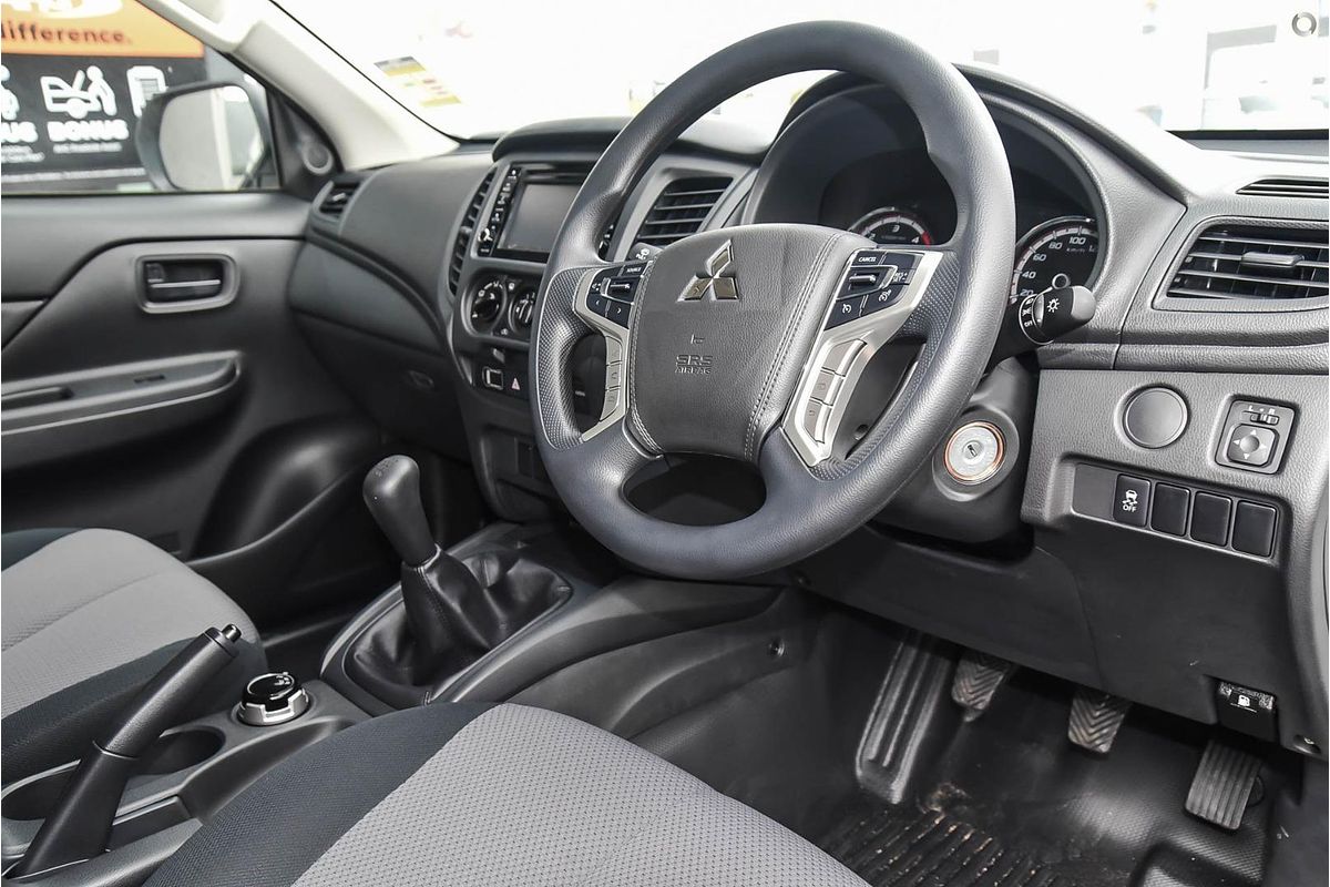 2021 Mitsubishi Triton GLX MR 4X4