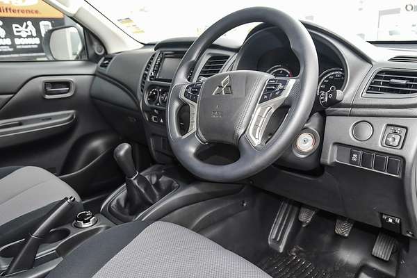 2021 Mitsubishi Triton GLX MR 4X4