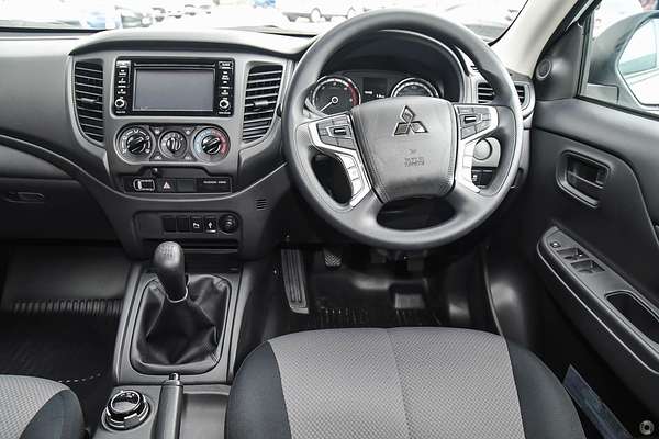 2021 Mitsubishi Triton GLX MR 4X4