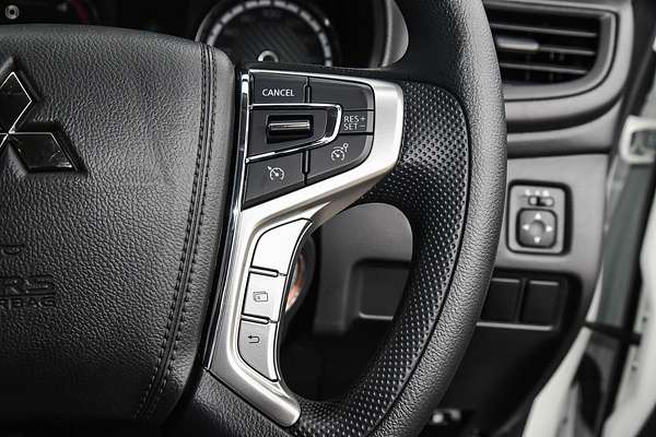 2021 Mitsubishi Triton GLX MR 4X4