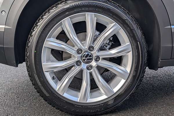 2025 Volkswagen T-Roc 110TSI Style D11