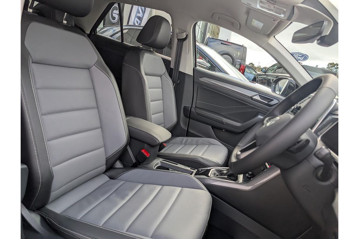 2025 Volkswagen T-Roc 110TSI Style D11