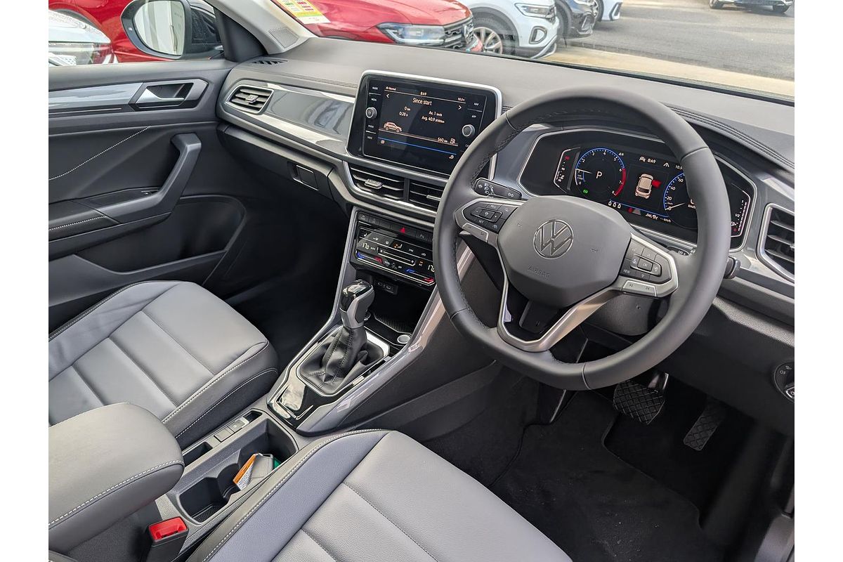 2025 Volkswagen T-Roc 110TSI Style D11