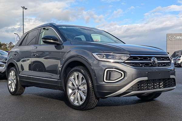 2025 Volkswagen T-Roc 110TSI Style D11
