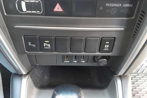 2018 Mitsubishi Triton GLS MR 4X4