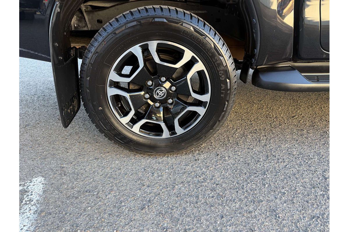 2021 Toyota Hilux SR5 GUN126R 4X4