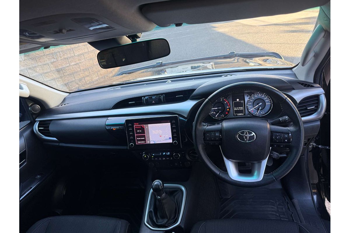 2021 Toyota Hilux SR5 GUN126R 4X4