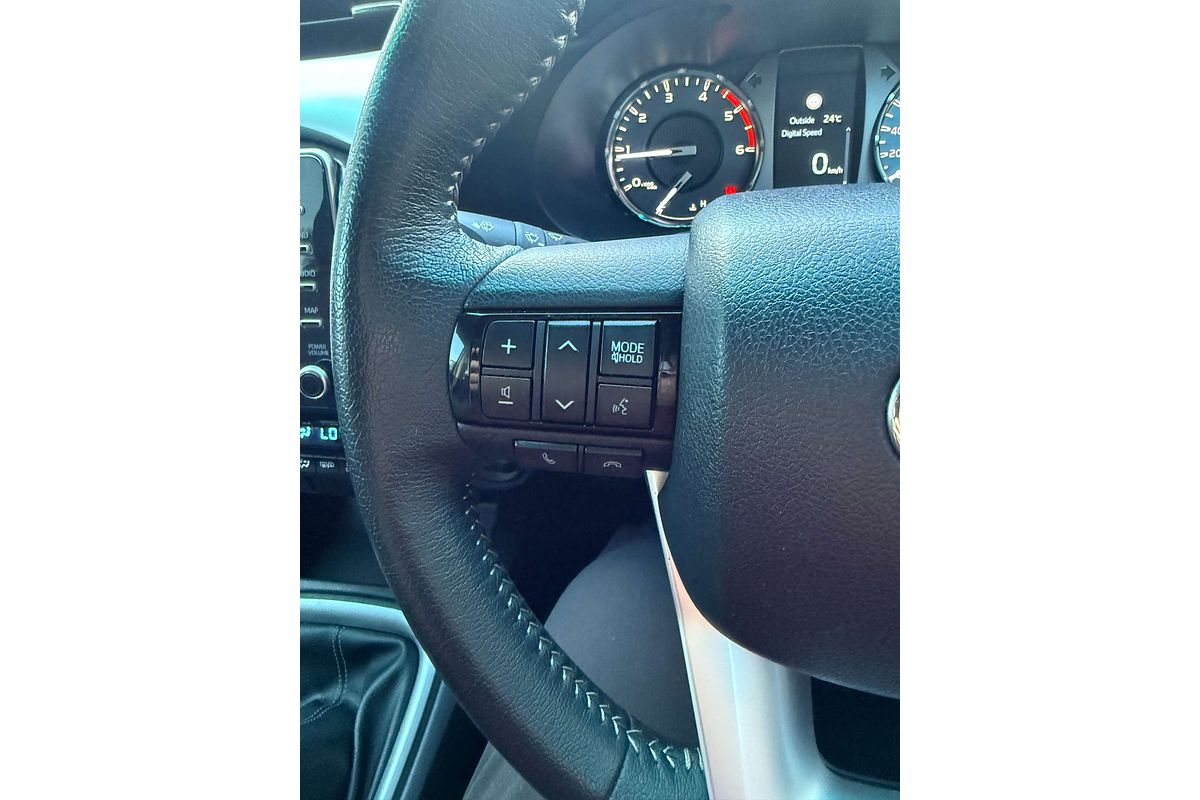 2021 Toyota Hilux SR5 GUN126R 4X4