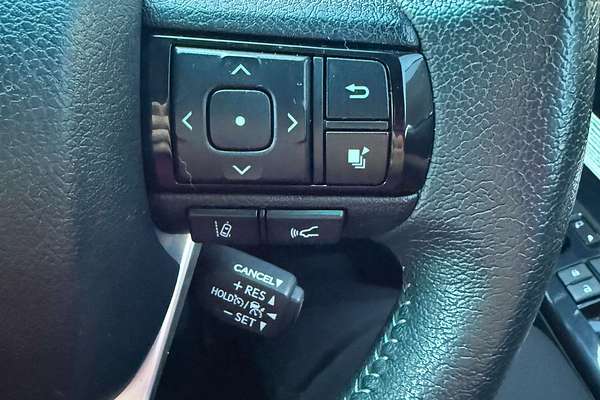 2021 Toyota Hilux SR5 GUN126R 4X4