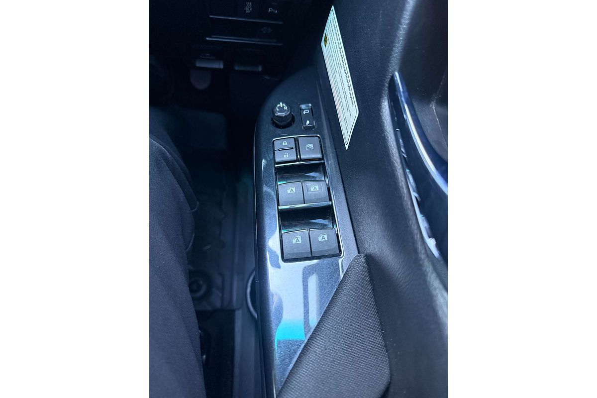 2021 Toyota Hilux SR5 GUN126R 4X4