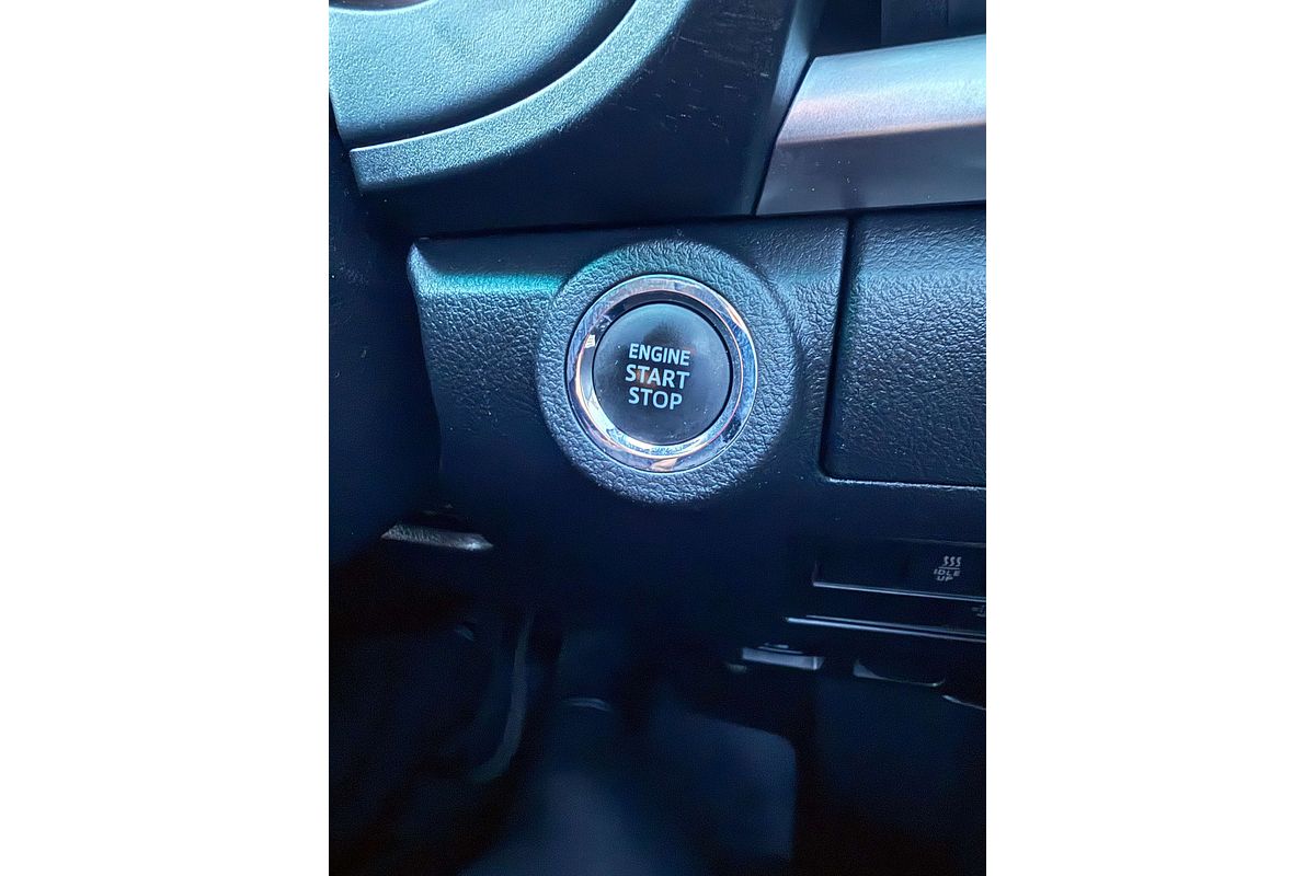 2021 Toyota Hilux SR5 GUN126R 4X4