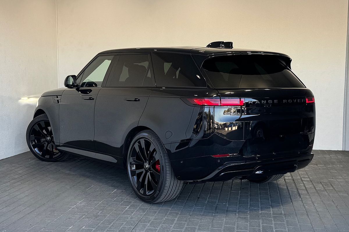 2025 Land Rover Range Rover Sport D300 Dynamic SE L461