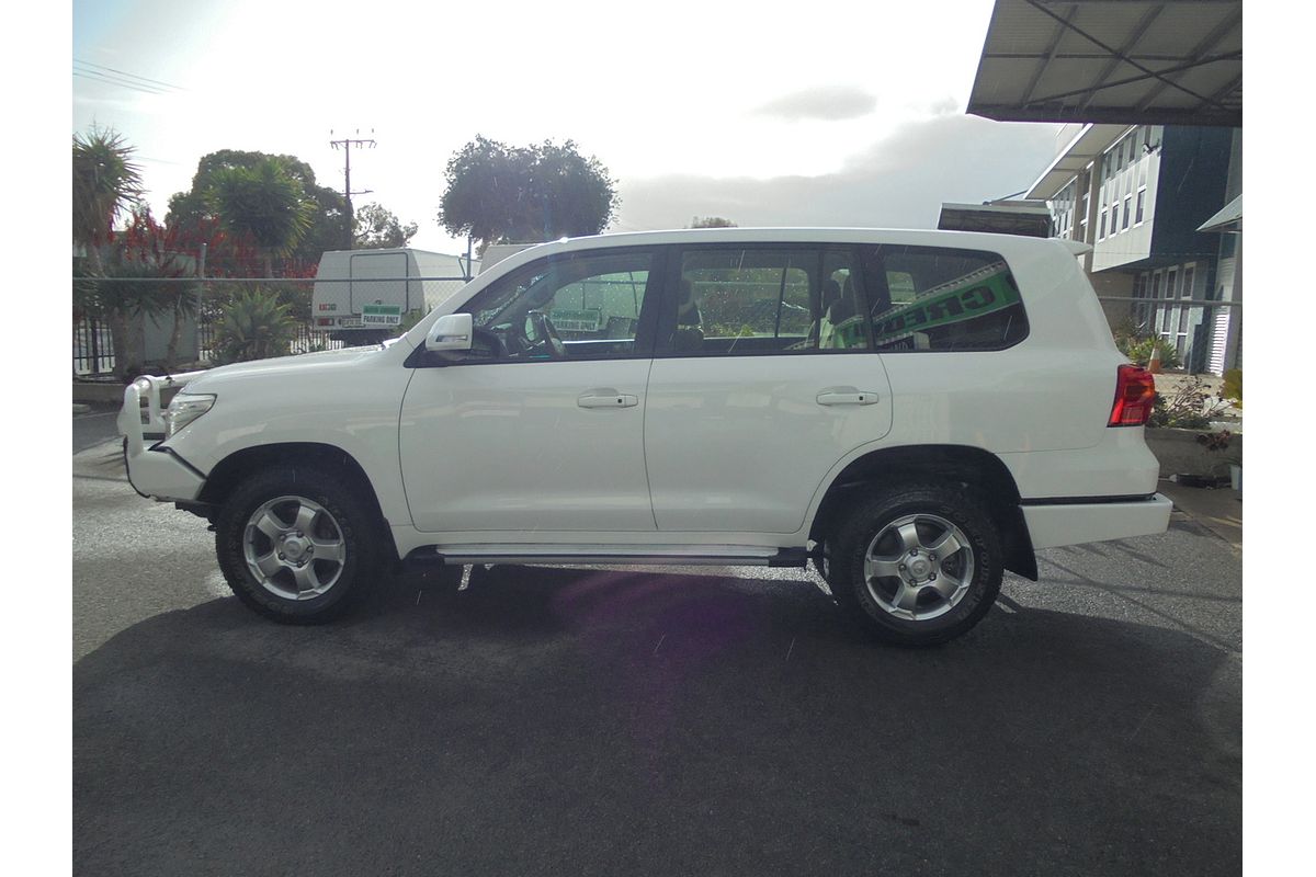 2012 Toyota Landcruiser GXL VDJ200R