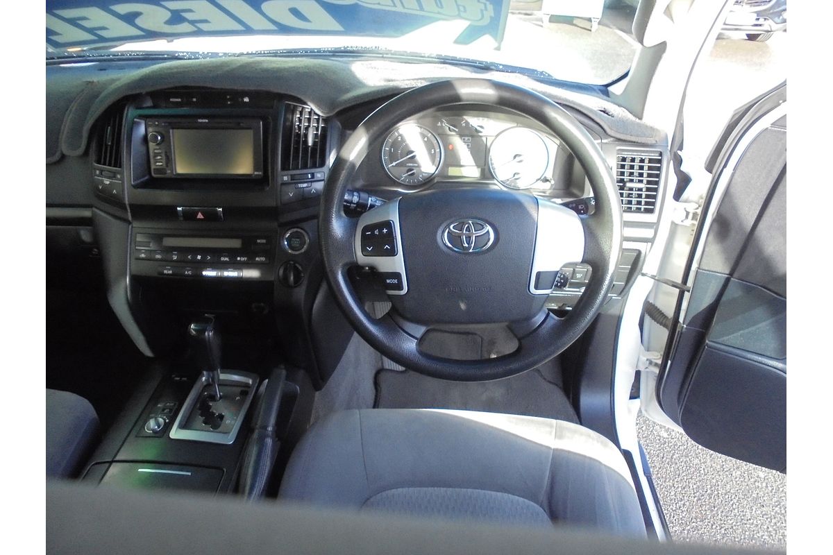 2012 Toyota Landcruiser GXL VDJ200R