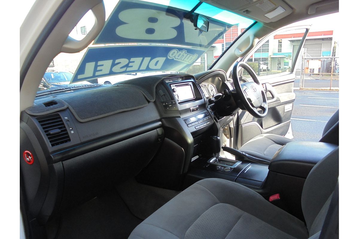 2012 Toyota Landcruiser GXL VDJ200R