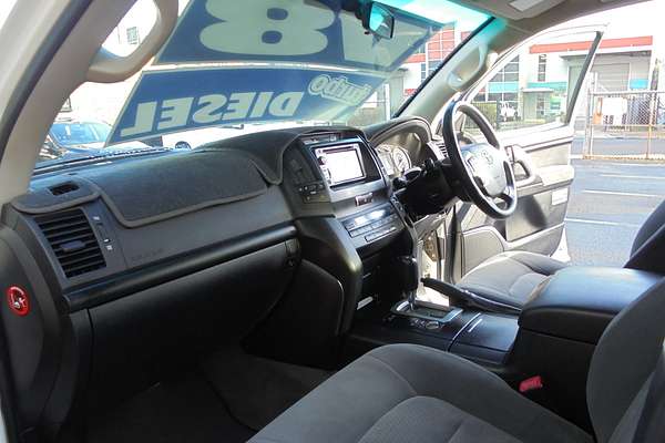 2012 Toyota Landcruiser GXL VDJ200R