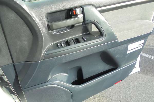 2012 Toyota Landcruiser GXL VDJ200R