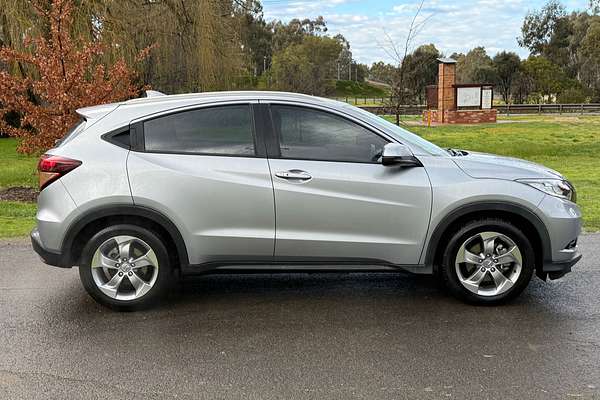 2016 Honda HR-V VTi-S