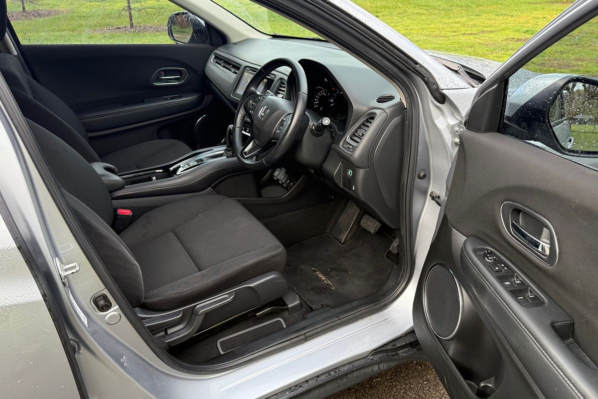 2016 Honda HR-V VTi-S