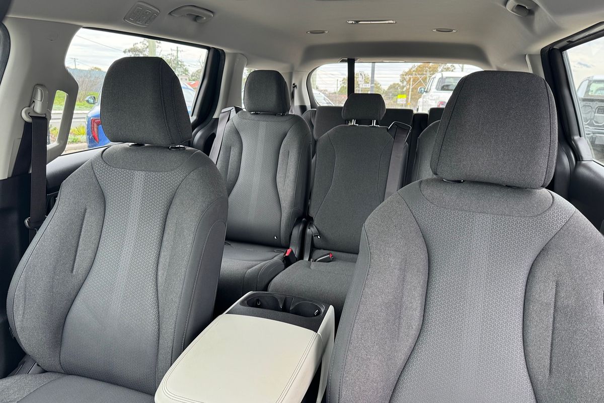 2021 Kia Carnival S KA4