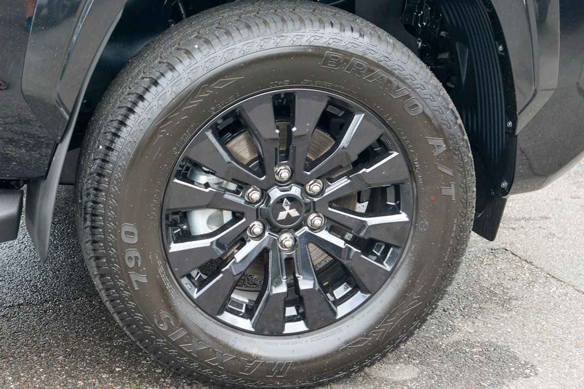 2025 Mitsubishi Triton GSR MV 4X4