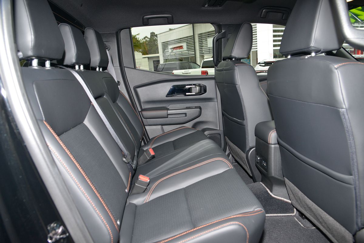 2025 Mitsubishi Triton GSR MV 4X4