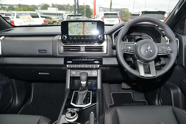2025 Mitsubishi Triton GSR MV 4X4