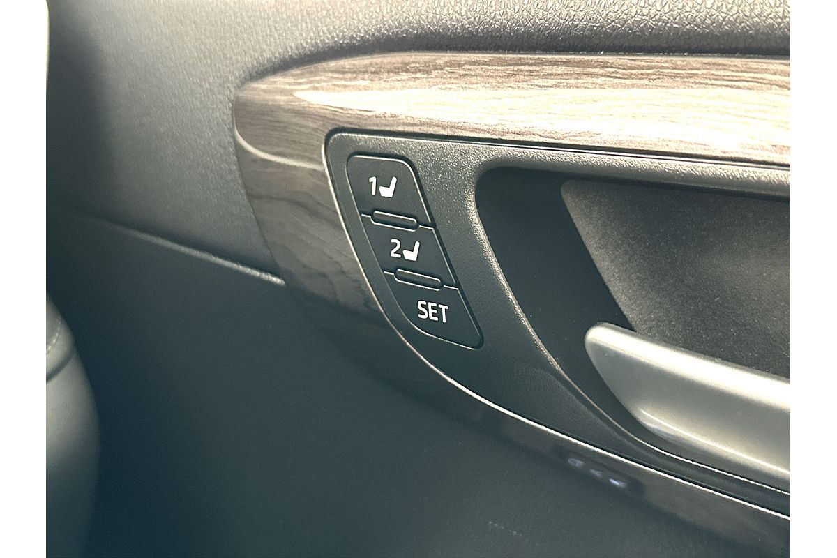 2021 Toyota Kluger Grande AXUH78R