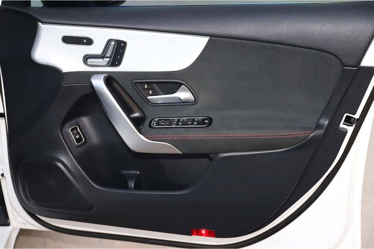 2023 Mercedes-Benz A-Class A250 V177
