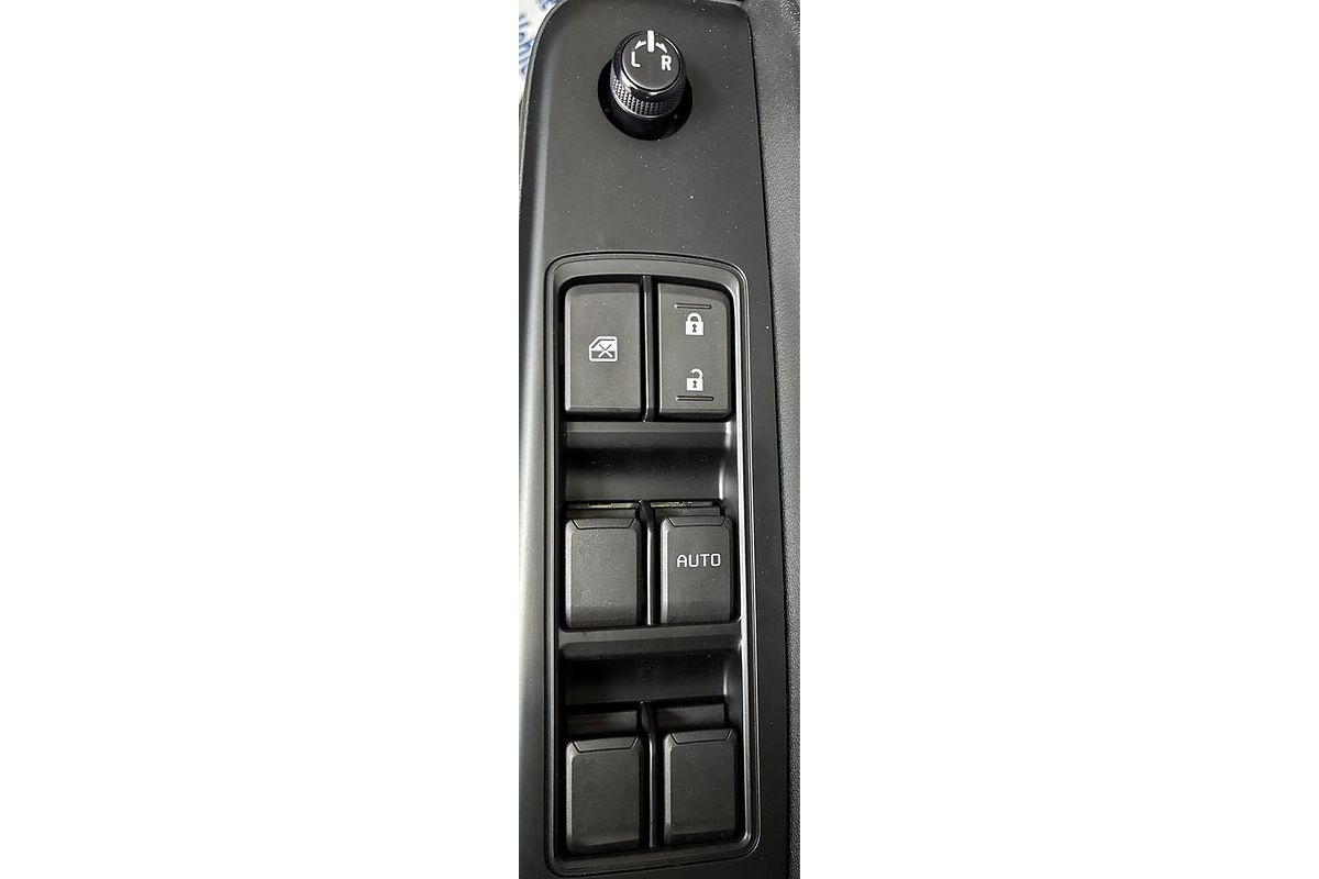 2025 Isuzu D-MAX X-RIDER 4X4