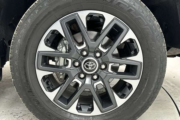 2024 Toyota Tundra Limited VXKH75L 4X4