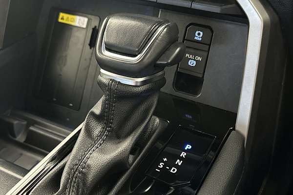2024 Toyota Tundra Limited VXKH75L 4X4
