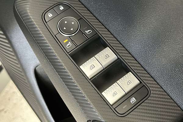 2024 Mitsubishi Outlander ES ZM