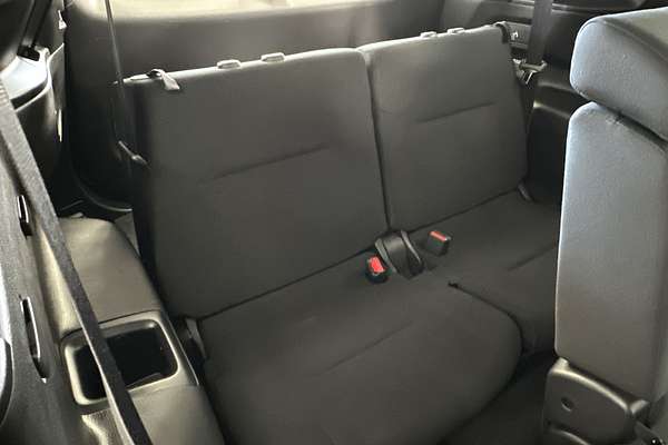 2024 Mitsubishi Outlander ES ZM