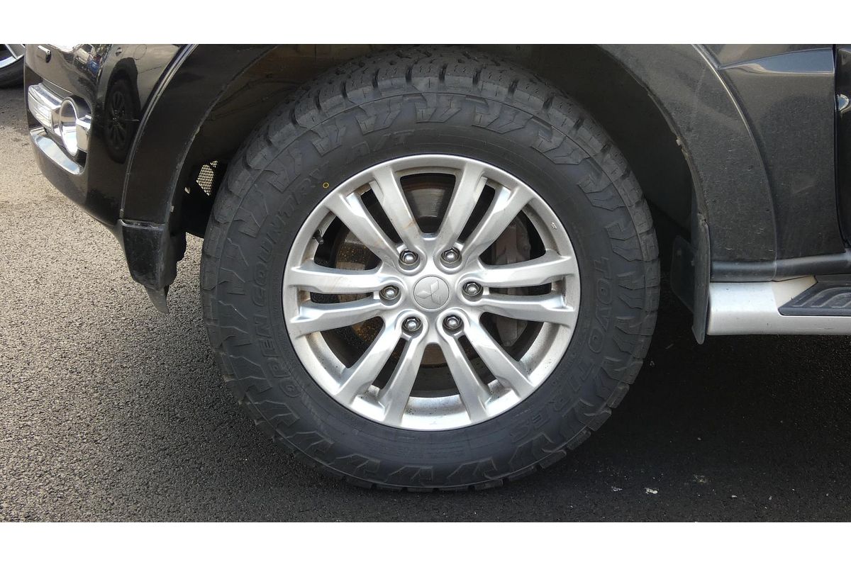 2018 Mitsubishi Pajero GLS NX