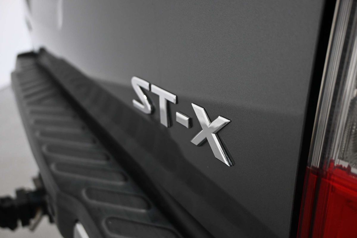 2019 Nissan Navara ST-X D23 Series 3 4X4