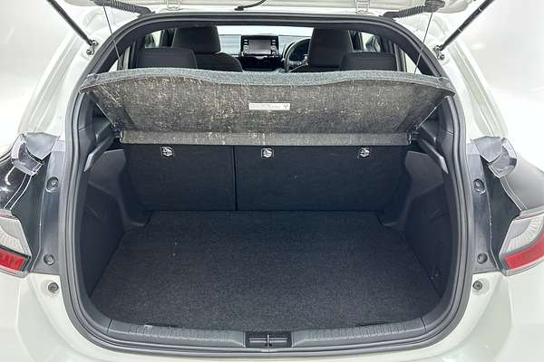 2022 Toyota Yaris Ascent Sport MXPA10R