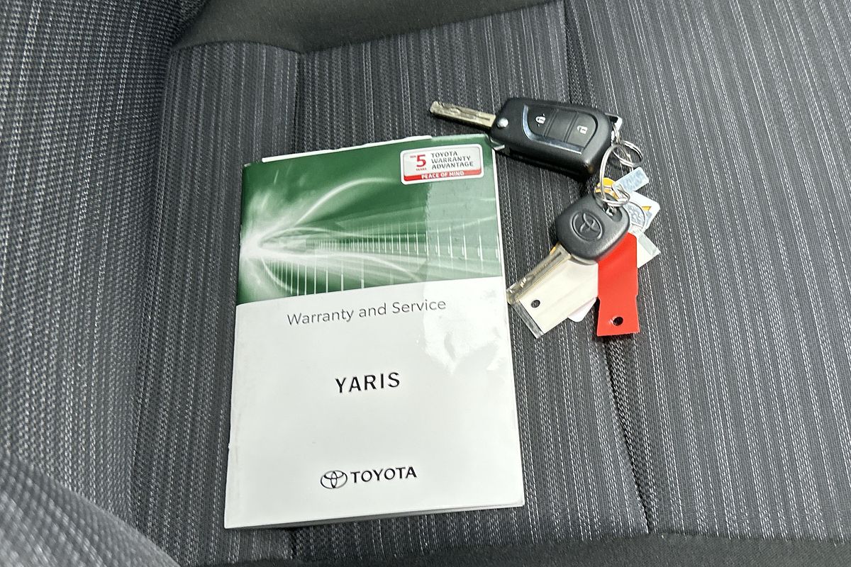 2022 Toyota Yaris Ascent Sport MXPA10R